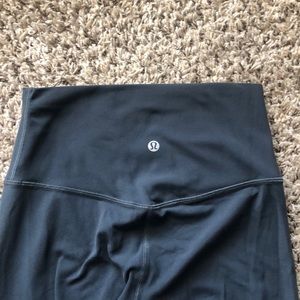 Gray/blue lululemon align crop 21’ leggings
